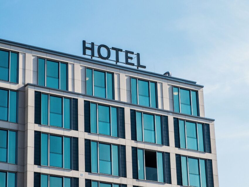 De Hotellerie en België: automatische deuren die de klantervaring verbeteren