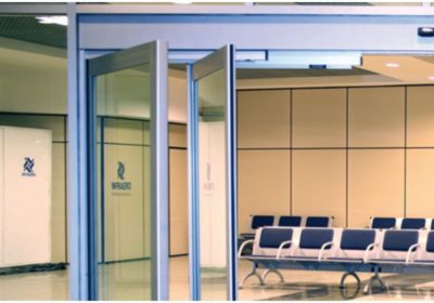 Automatische nooddeur