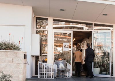 Winkeldeurautomatisering, een pragmatische energieoplossing